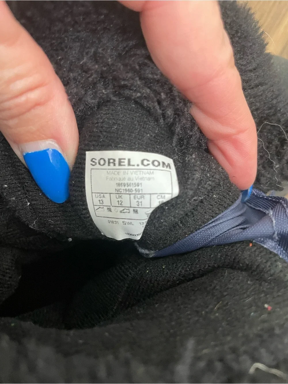 Sorel waterproof winter snow boots boy 13